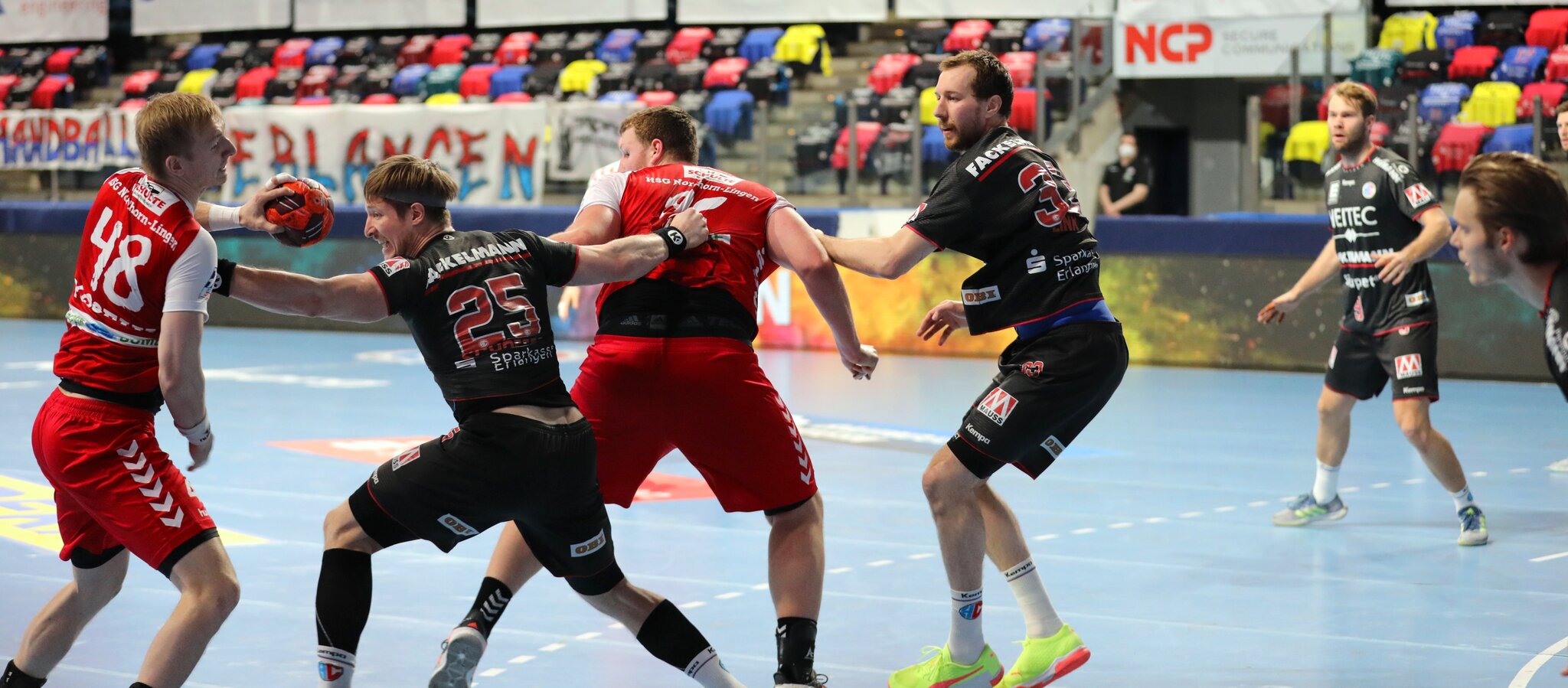 Erlanger Außenspieler zeigten bemerkenswerte Leistung Handball Spielstarke Erlanger erkämpfen