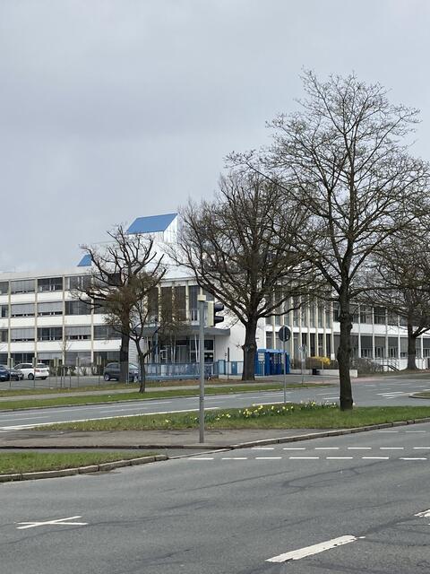 Das Unternehmen Prinovis entstand im Jahr 2005 durch den Zusammenschluss der Tiefdruckbetriebe von arvato, Gruner + Jahr und Axel Springer. Heute gehört Prinovis zur Bertelsmann-Gruppe.  | Foto: Dr. Michael Fraas