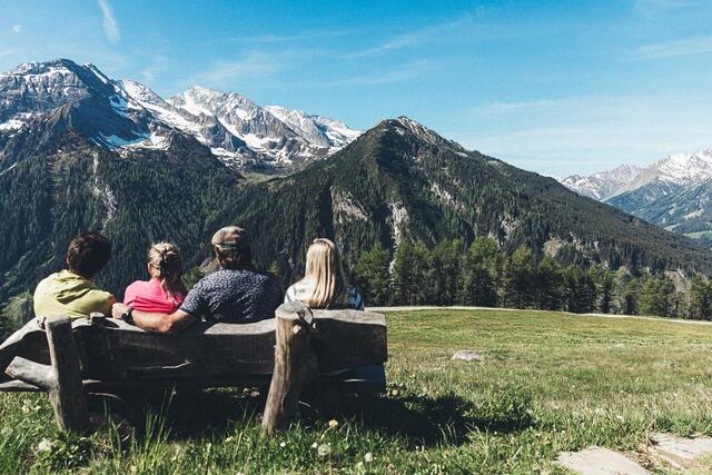 Auf Tuchfühlung mit der Natur. | Foto: Michael Huber / Tirolerhof Tux