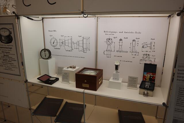 Wanderausstellung "Verdrängung, Enteignung, Neuanfang: Familienunternehmen in Ostdeutschland von 1945 bis heute" im Ludwig Erhard Zentrum. | Foto: Arthur Kreklau