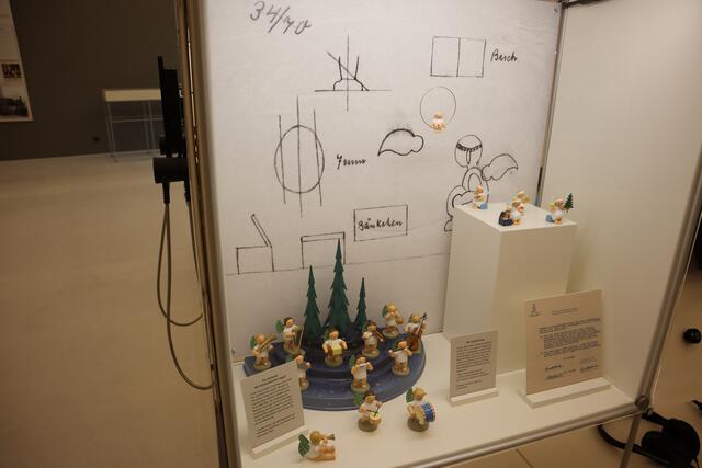 Wanderausstellung "Verdrängung, Enteignung, Neuanfang: Familienunternehmen in Ostdeutschland von 1945 bis heute" im Ludwig Erhard Zentrum. | Foto: Arthur Kreklau