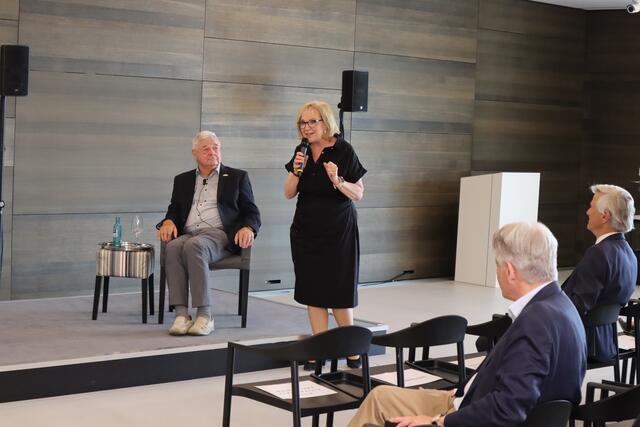 Evi Kurz, Vorsitzende des Vorstands der Stiftung Ludwig-Erhard-Haus. | Foto: Arthur Kreklau