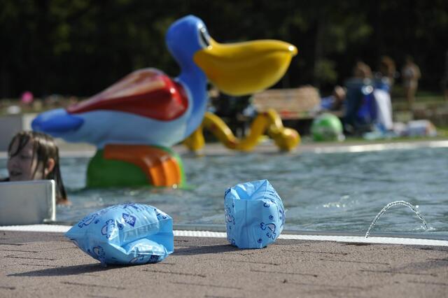 Bunt und freundlich: der Kleinkinderbereich im Stadionbad. | Foto: Stadt Nürnberg, André Karambatsos