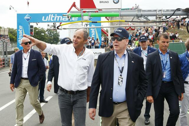 DTM-Boss und Ex-Ferrari-F1-Pilot Gerhard Berger (li., hier mit Fürst Albert von Monaco) lässt seinen Rennzirkus wieder nach Nürnberg kommen. | Foto: IKMedia