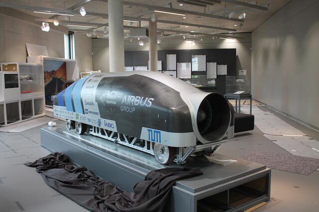 Mit dieser Erfindung können in einer Vakuumröhre Hyperloop-Geschwindigkeiten erreicht werden. | Foto: Victor Schlampp