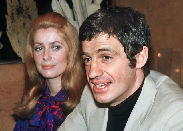 Die französischen Schauspieler Jean-Paul Belmondo und Catherine Deneuve (1999). | Foto: UPI/dpa