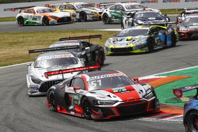 Bis zu 590 PS stark sind die Rennwagen in dieser DTM-Saison. Heuer startet die Rennserie mit dem GT3-Reglement in eine neue Ära. Fuhr die DTM in den vergangenen Jahren mit reinrassigen Renn-Prototypen, sind es nun seriennahe Sportwagen.  | Foto: DTM / ITR