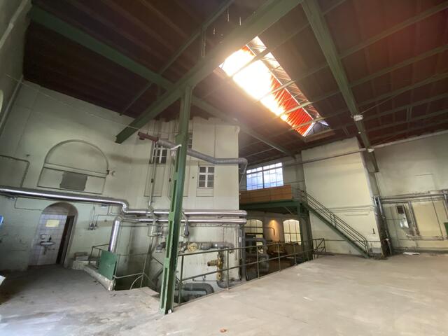 Ein Gang durch den Untergrund und die Technik des Nürnberger Volksbades. | Foto: Nicole Fuchsbauer