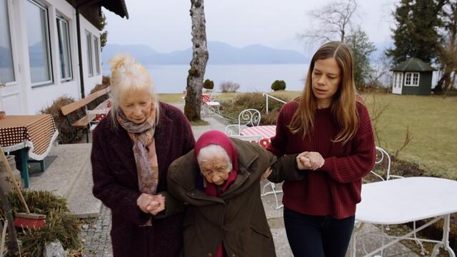 WALCHENSEE FOREVER von Janna Ji Wonders. | Foto: FlareFilm