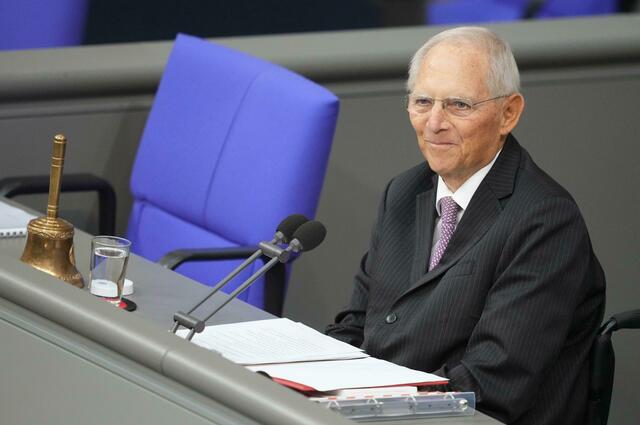 Wolfgang Schäuble eröffnete als dienstältester Abgeordneter die konstituierende Sitzung. Foto: