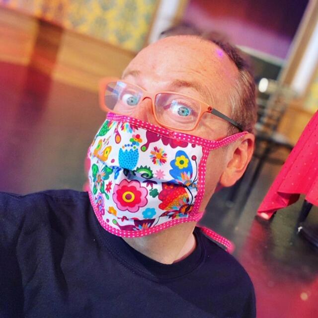 Kult-Komödiant Volker Heißmann Comoedie Fürth: "Übernimm Verantwortung für Deine Mitmenschen! Du kannst ihr Leben retten, indem Du Dich impfen lässt. Denn Du wirst dann  sicher nicht auf der Intensivstation landen und einem Herzinfarkt-Patienten das Bett wegnehmen..." | Foto: Privat