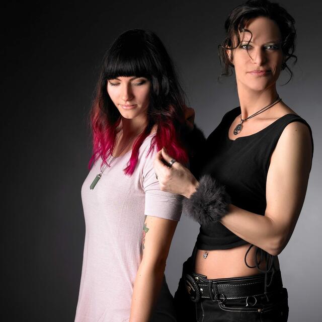 Weltmeisterin der Friseure Sonja Fischer: "Der Blick auf die Situation in den Krankenhäusern macht mich sehr betroffen und nachdenklich. Betrachtet man die aktuelle Lage auf den  Intensivstationen, scheint Impfen schon ein Schutz vor einem schweren Verlauf zu sein." | Foto: Foto: Heike Beyerlein