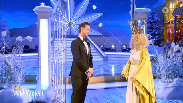 Das Nürnberger Christkind beim Adventsfest der 100.000 Lichter mit Florian Silbereisen in der ARD.  | Foto: Screenshot/ARD