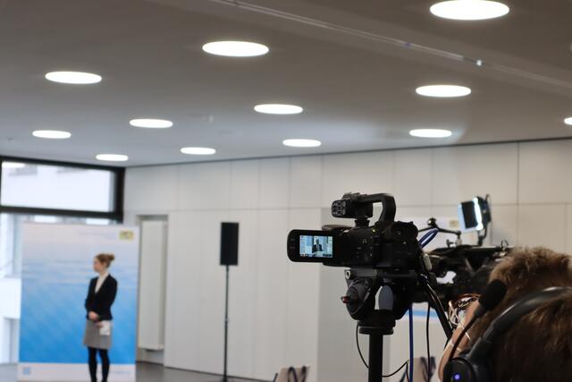 Die Vorstellung des statistischen Jahrbuchs weckt großes Medieninteresse. | Foto: Arthur Kreklau