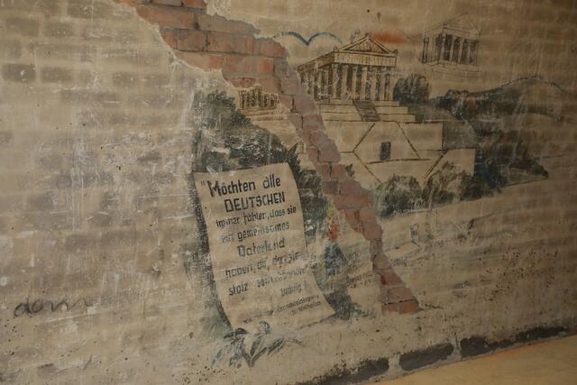 In der Kongresshalle auf dem ehemaligen NS-Reichsparteitagsgelände.  | Foto: Udo Dreier