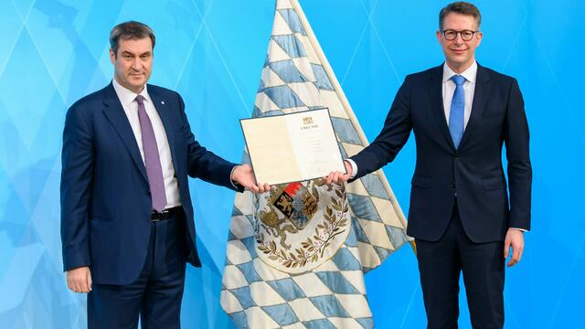 Ministerpräsident Dr. Markus Söder mit Wissenschaftsminister Markus Blume.