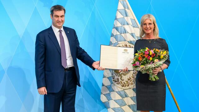Ministerpräsident Dr. Markus Söder mit Familien- und Arbeitsministerin Ulrike Scharf.
