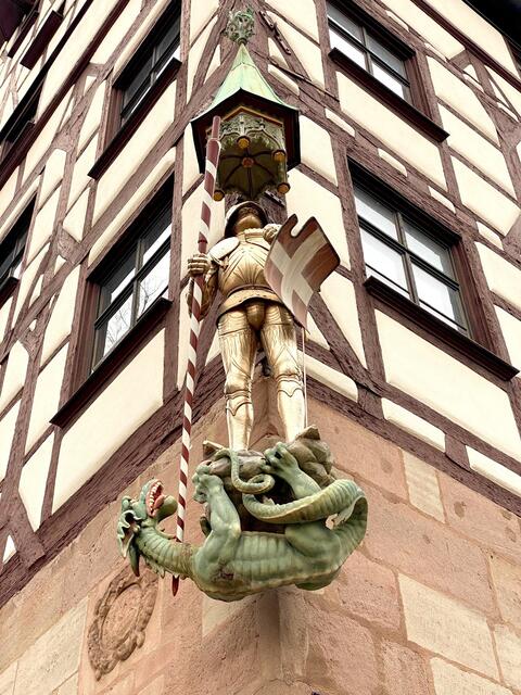 1489 wurde es vom Plattner (Harnischmacher) Hans Grünewald errichtet. | Foto: Nicole Fuchsbauer