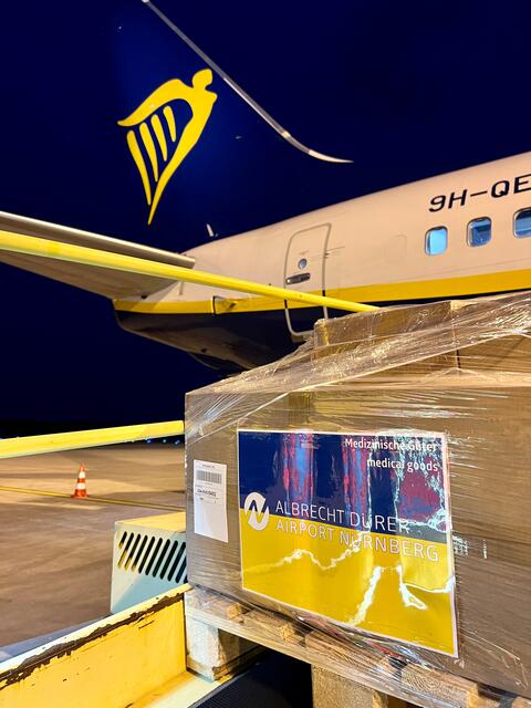 Airport Nürnberg fliegt Hilfsgüter für die Ukraine in Nürnberger Partnerstadt.  | Foto: Christian Albrecht / Airport Nürnberg 