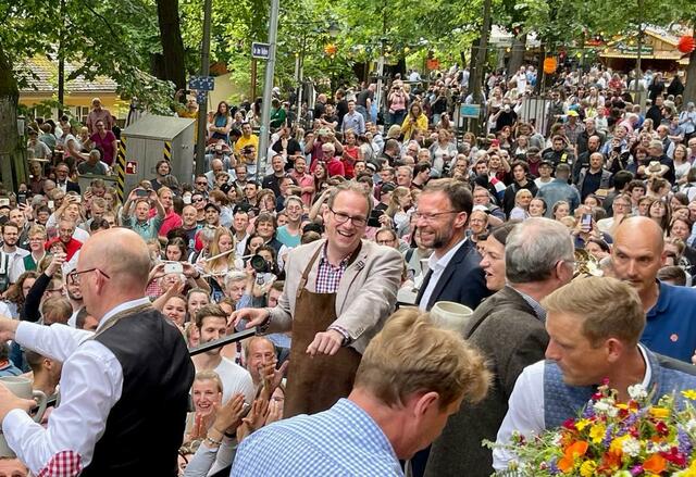 Eröffnung Erlanger Bergkirchweih 2022. | Foto: Peter Maskow