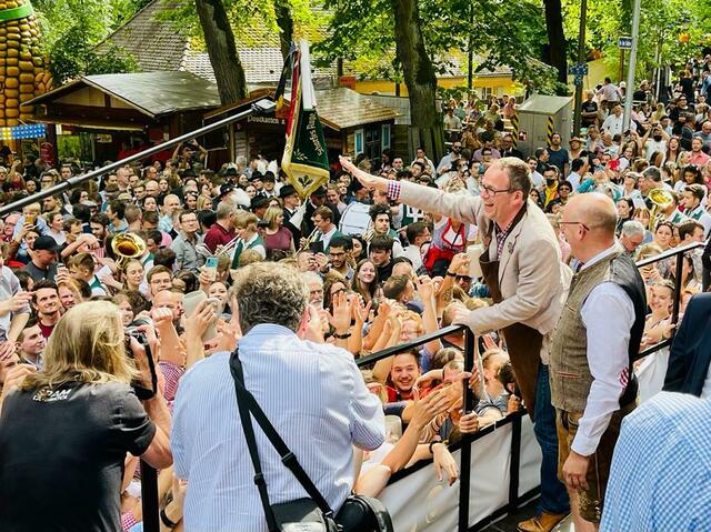 Eröffnung Erlanger Bergkirchweih 2022. | Foto: Peter Maskow