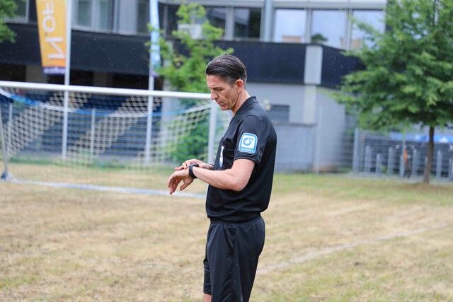 Unter dem Motto ,,Digitalisierung - ganz schön sportlich!?" lud Sellwerk zu einem spannenden Sport-Business-Event mit prominenter Podiumsbesetzung und Fun-Fußballspiel ein.  | Foto: Udo Dreier