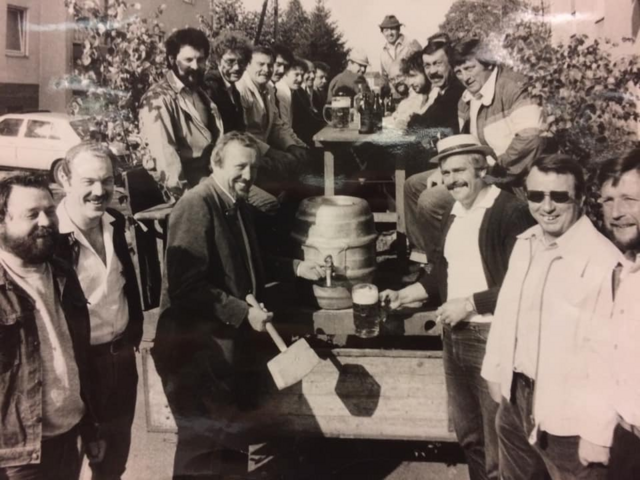Unterasbacher Kärwatreiben vor 70 Jahren. | Foto: Privat/oh