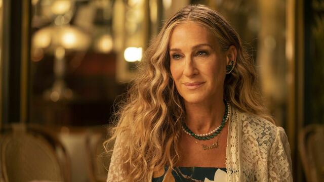 Carrie Bradshaw (Sarah Jessica Parker). | Foto: RTL / ©2021 WarnerMedia Direct, LLC. All Rights Reserved. HBO Max™ is used under license.