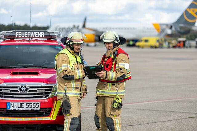 Sowohl beim THW als auch bei der Feuerwehr steht Teamwork an erster Stelle.

 | Foto: Daniel Karmann