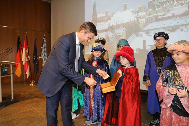 Impressionen vom Neujahrsempfang der Stadt Nürnberg. Foto: Udo Dreier