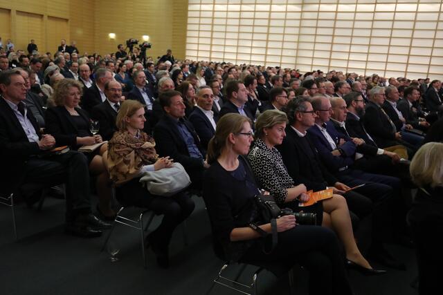 Der 19. Neujahrsempfang der mittelständischen Wirtschaft in der Nürnberg Messe. Foto: Udo Dreier