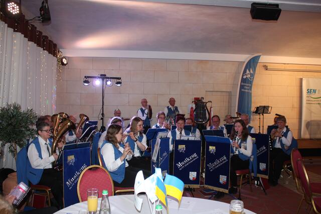 Der Musikzug TV 1848. | Foto: Victor Schlampp