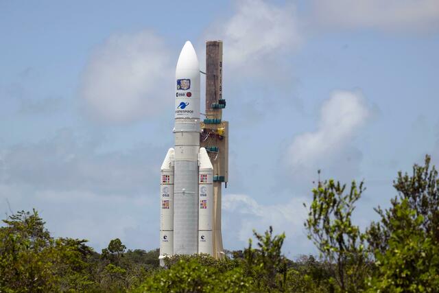 Die Jupiter-Sonde «Juice» hat bis zu ihrem Ziel noch eine weite Reise vor sich.  | Foto: Stephane Corvaja/ESA/AP/dpa
