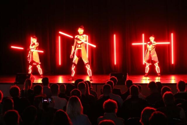 Foto: ak – Freisprechung der Gesellinen und Gesellen in der Fürther Stadthalle am 26. April 2023