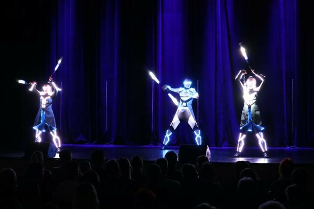 Foto: ak – Freisprechung der Gesellinen und Gesellen in der Fürther Stadthalle am 26. April 2023