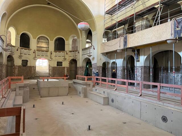 Alle Becken wurden aus Recycling-Beton gegossen, also Beton mit rezyklierter Gesteinskörnung und somit ressourcenschonendem Beton. | Foto: Christian Vogel