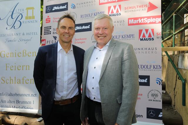 Medienpartner der Erlanger Wirtschafts- und Presserunde 2023 Alexander Koller, Geschäftsführer Funkhaus, und Harald Greiner, Geschäftsführer MarktSpiegel. | Foto: Jürgen Friedrich