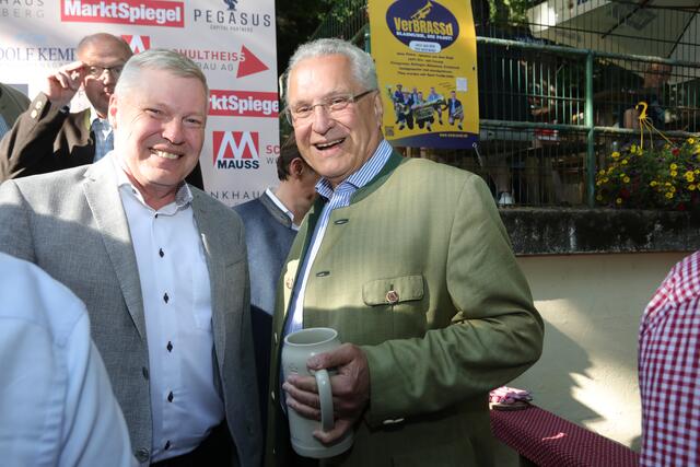 Impressionen von der "Wirtschafts- &amp; Presserunde am Berch" im Tucher-Keller auf der Erlanger Bergkirchweih 2023. | Foto: Jürgen Friedrich