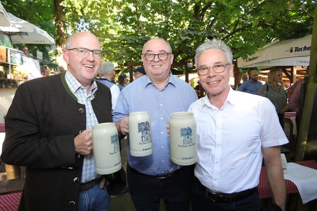 Impressionen von der "Wirtschafts- &amp; Presserunde am Berch" im Tucher-Keller auf der Erlanger Bergkirchweih 2023. | Foto: Jürgen Friedrich