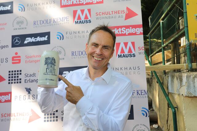 Impressionen von der "Wirtschafts- &amp; Presserunde am Berch" im Tucher-Keller auf der Erlanger Bergkirchweih 2023. | Foto: Jürgen Friedrich