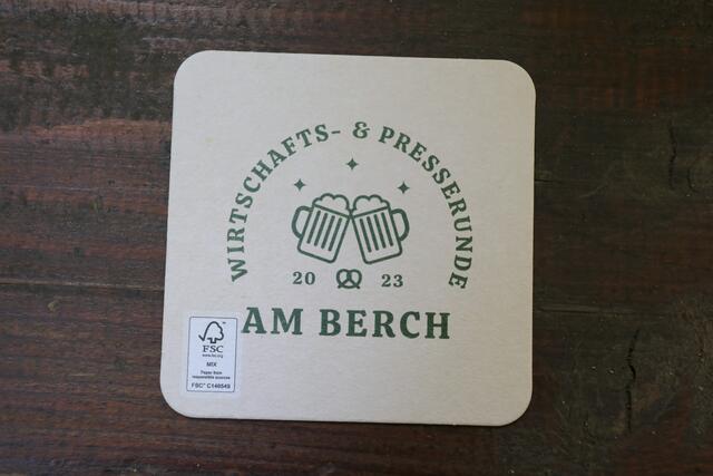 Impressionen von der "Wirtschafts- &amp; Presserunde am Berch" im Tucher-Keller auf der Erlanger Bergkirchweih 2023. | Foto: Jürgen Friedrich