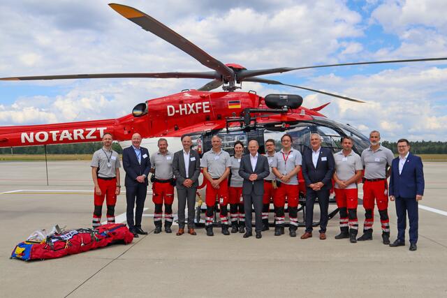 Bundeskanzler Scholz besucht DRF Luftrettung in Nürnberg  | Foto: Airport Nürnberg/ Christian Albrecht