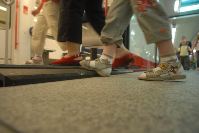 Einstieg in die vollautomatische U-Bahn.  | Foto: VAG – Claus Felix