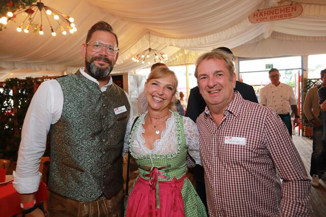 Foto: Impressionen vom Volksfest Stammtisch "Business meets Media" bei "Gigerlas" Lössel am 29. August 2023. Fotos: Jürgen Friedrich / Udo Dreier