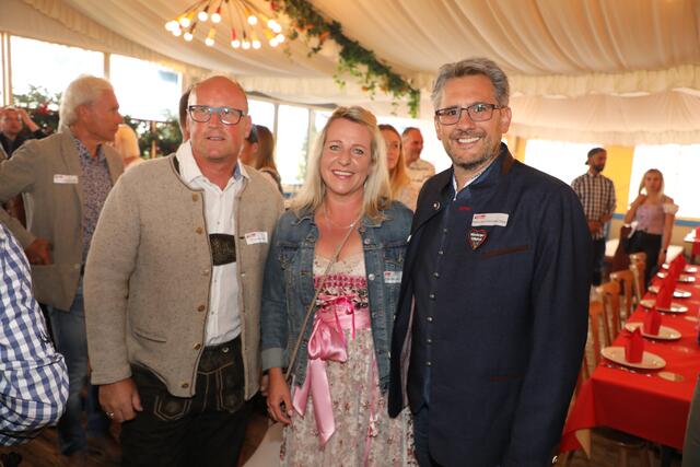 Foto: Impressionen vom Volksfest Stammtisch "Business meets Media" bei "Gigerlas" Lössel am 29. August 2023. Fotos: Jürgen Friedrich / Udo Dreier