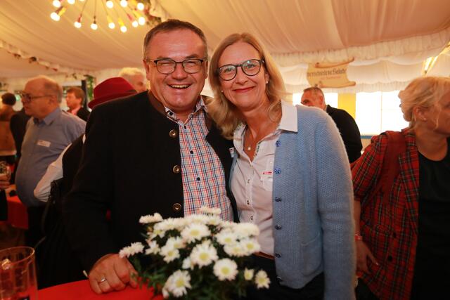 Foto: Impressionen vom Volksfest Stammtisch "Business meets Media" bei "Gigerlas" Lössel am 29. August 2023. Fotos: Jürgen Friedrich / Udo Dreier