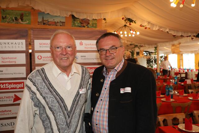 Foto: Impressionen vom Volksfest Stammtisch "Business meets Media" bei "Gigerlas" Lössel am 29. August 2023. Fotos: Jürgen Friedrich / Udo Dreier