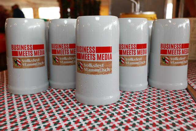 Foto: Impressionen vom Volksfest Stammtisch "Business meets Media" bei "Gigerlas" Lössel am 29. August 2023. Fotos: Jürgen Friedrich / Udo Dreier