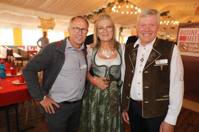 Foto: Impressionen vom Volksfest Stammtisch "Business meets Media" bei "Gigerlas" Lössel am 29. August 2023. Fotos: Jürgen Friedrich / Udo Dreier