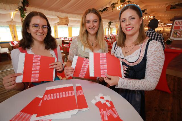 Foto: Impressionen vom Volksfest Stammtisch "Business meets Media" bei "Gigerlas" Lössel am 29. August 2023. Fotos: Jürgen Friedrich / Udo Dreier
